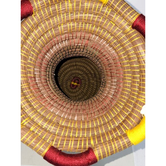 Dancing with Joy Creations Vase Basket Made with Pine Needles NEW NWT - Picture 5 of 5